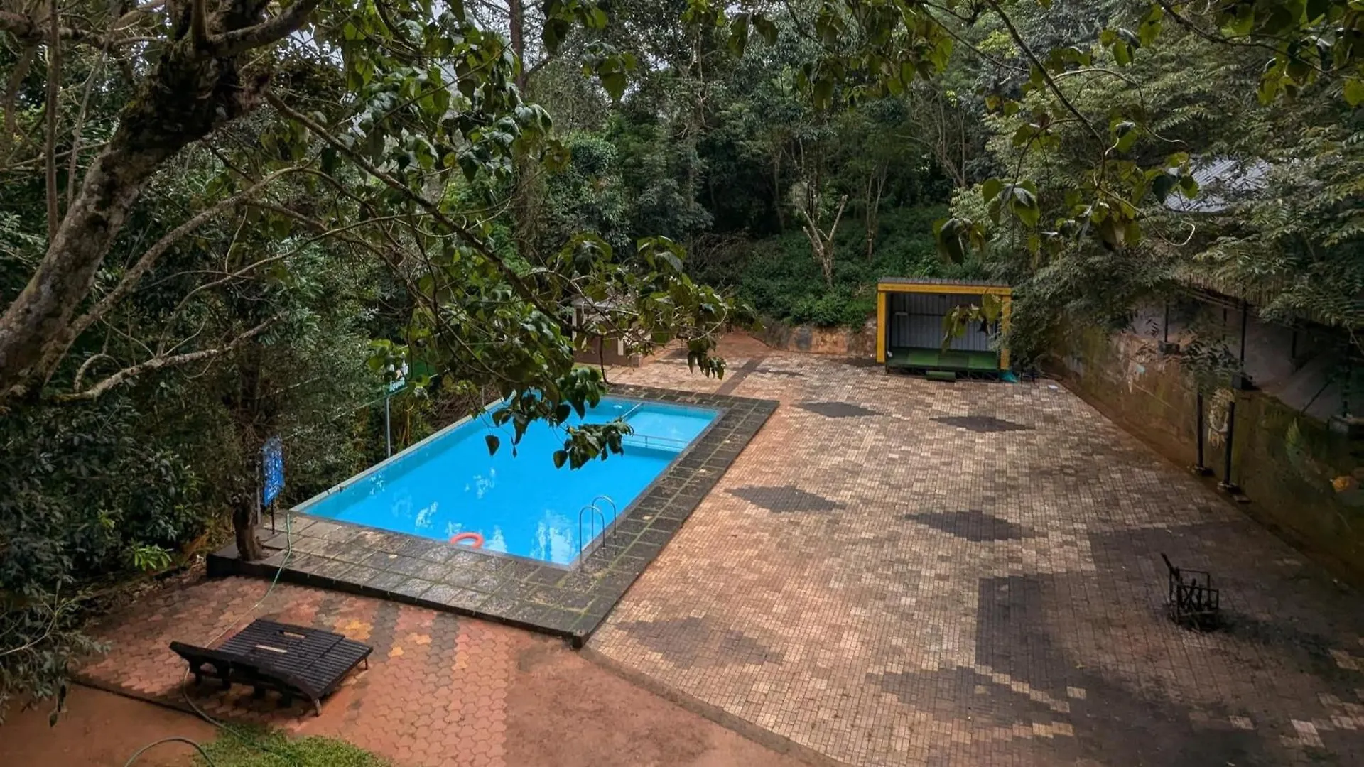Aditi Resort فيثيري